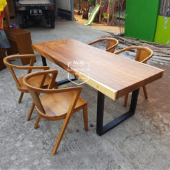 set meja trembesi kaki besi minimalis