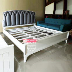 tempat tidur minimalis headboard busa cushion modern