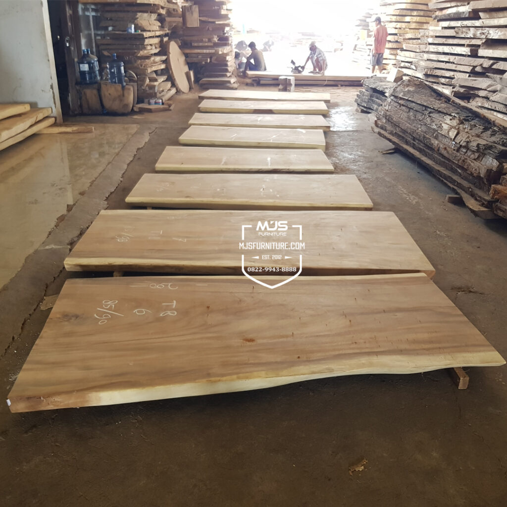 papan kayu trembesi suar solid