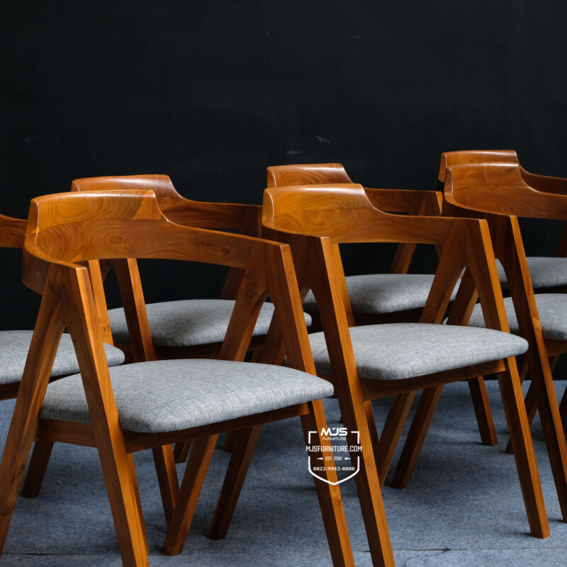 kursi cafe sandaran lengkung minimalis