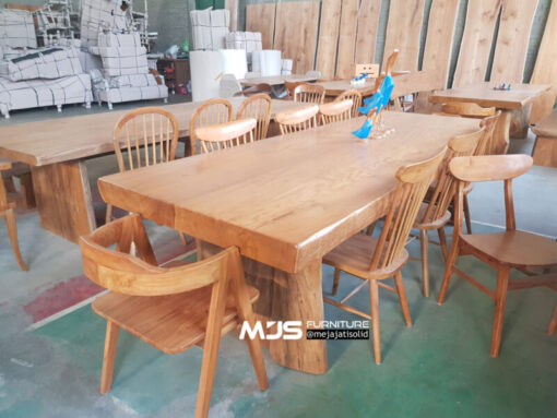 meja makan jati solid
