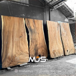 Bahan papan kayu trembesi solid besar