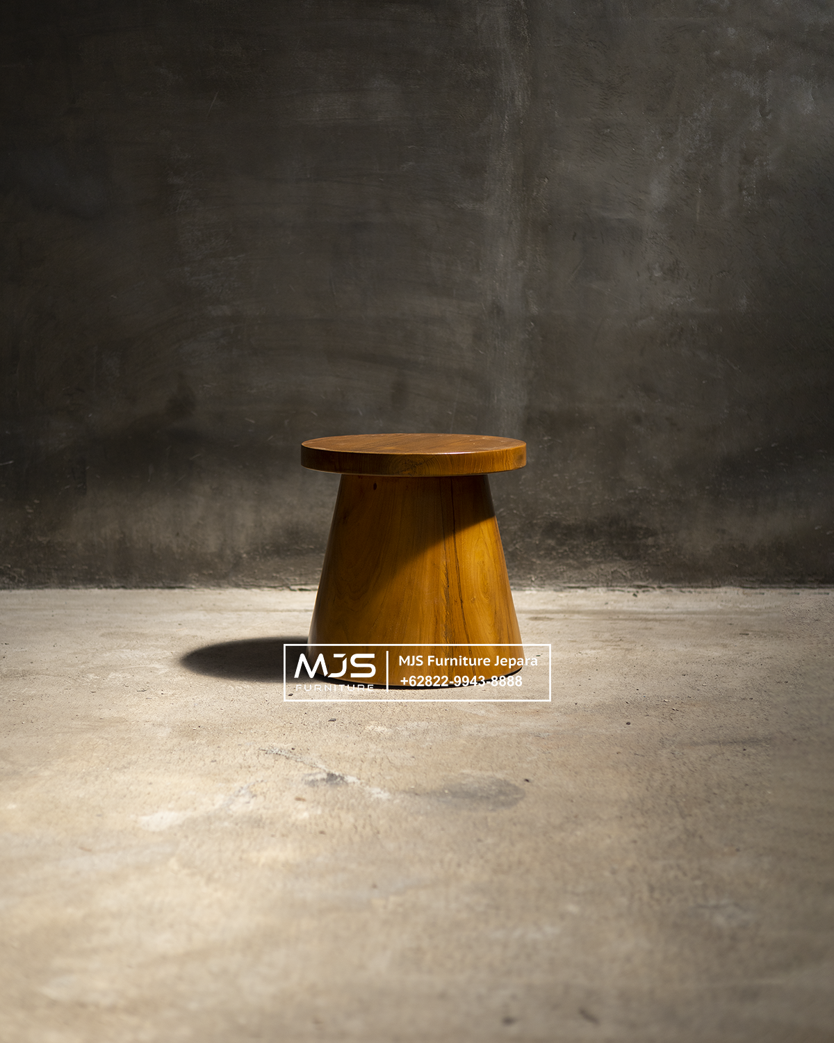 Stool Kayu Modern