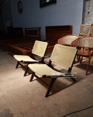 Kursi Lazy Chair Anyaman Sintetis