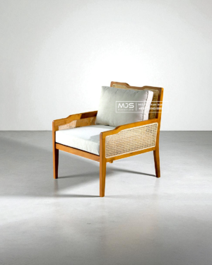 Armchair Kayu Jati dengan Bantal Sofa