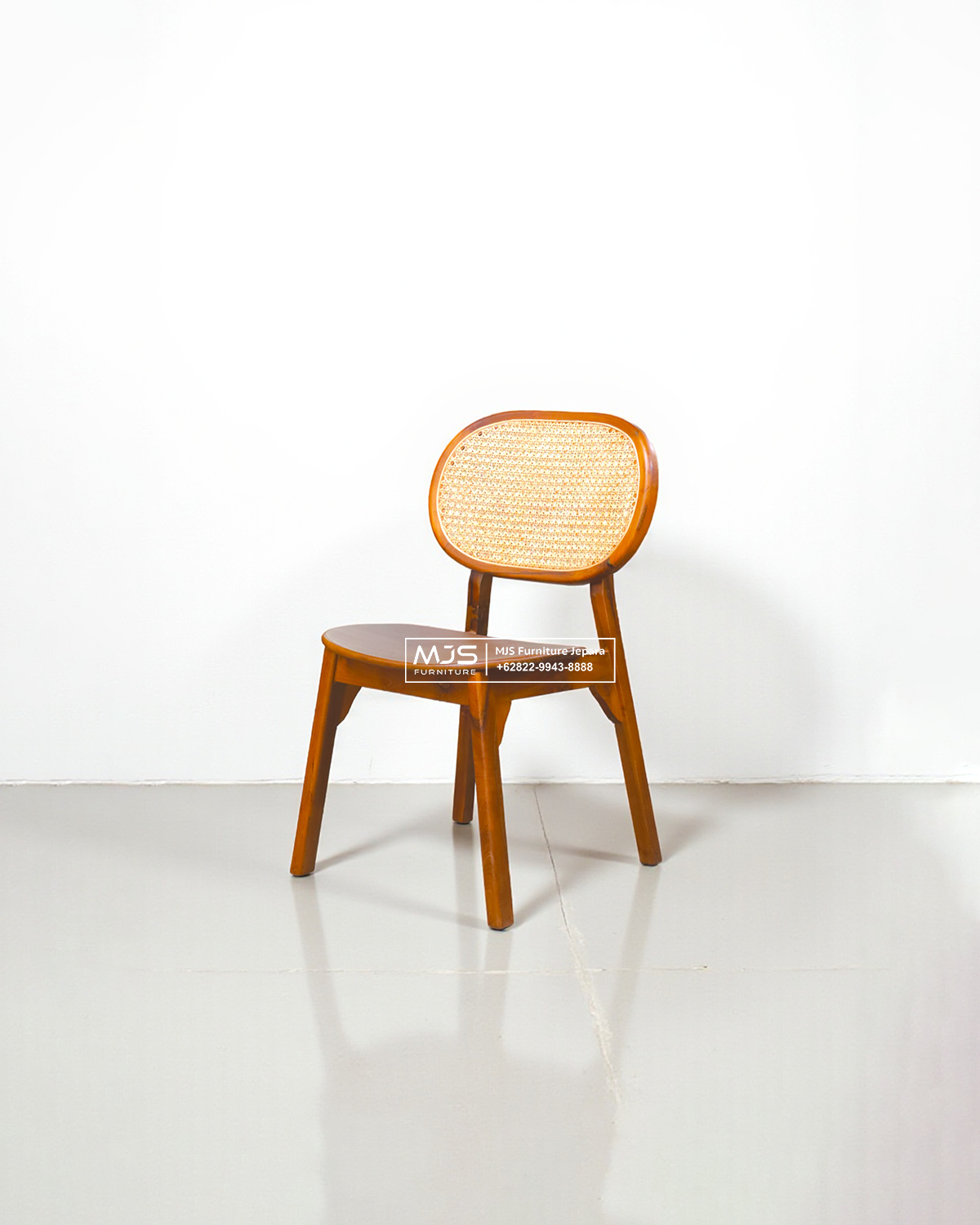 Kursi Cafe Jati Rattan Model Kacang