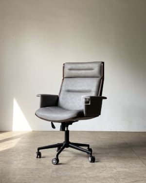 Kursi Putar Ruang Kerja Desain Modern Kayu Solid