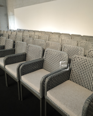 Kursi Cafe Steel Loom Elegan dengan Rangka Besi & Anyaman Rotan Sintetis Grey