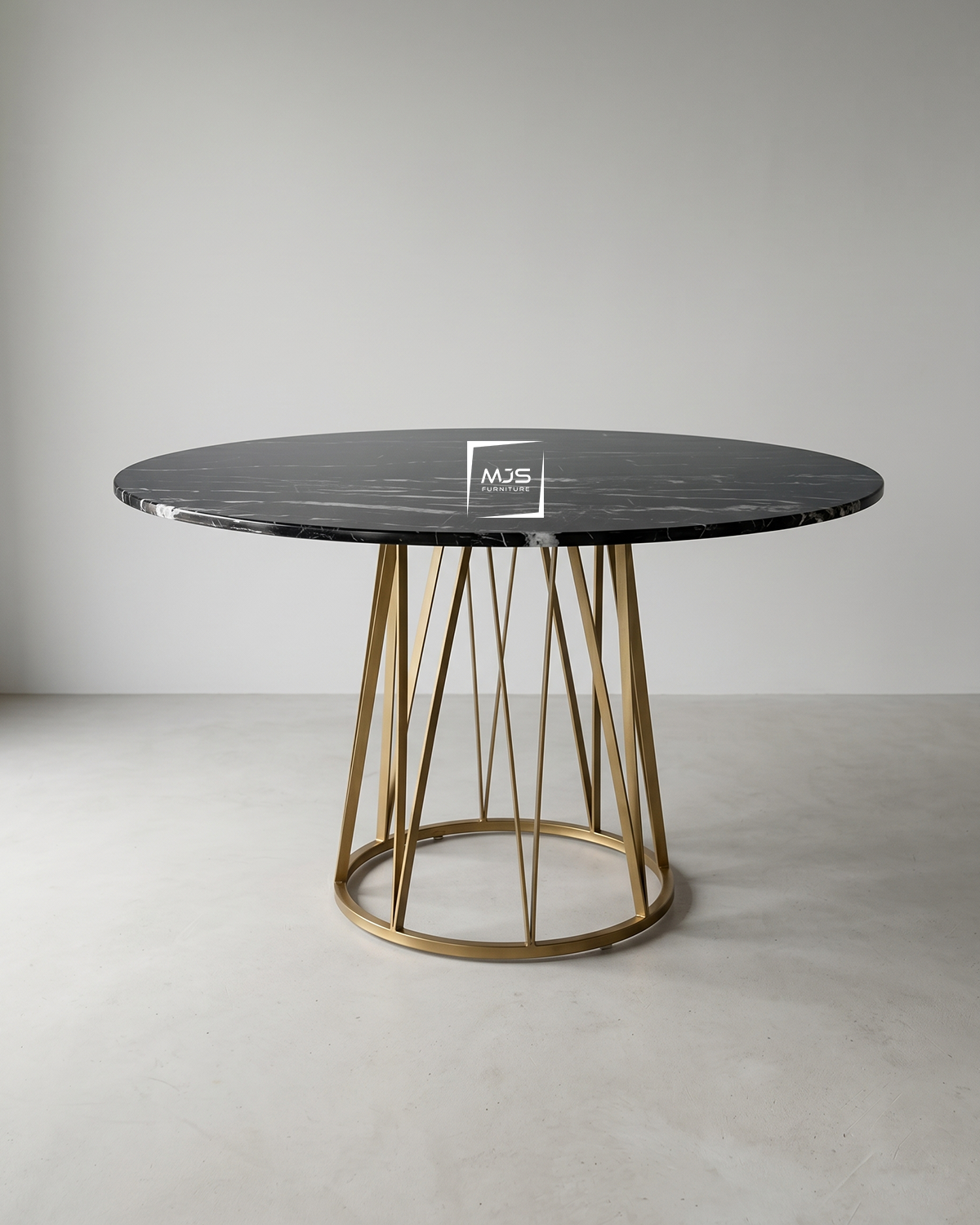 Meja Makan Bundar Marmer Hitam Kaki Stainless Gold Elegan