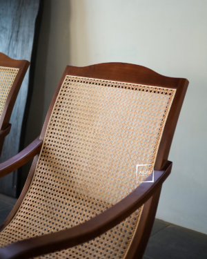 Kursi Teras Kolonial Kayu Jati Rotan Bergaya Retro