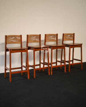Kursi Bar Jati dengan Anyaman Loom Modern