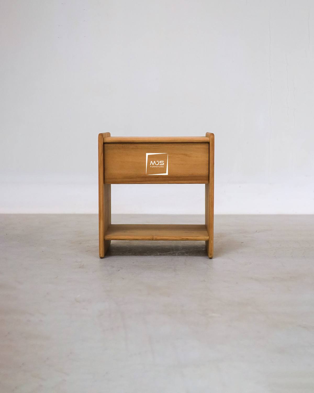 Nakas Jati Jepara Solid Wood